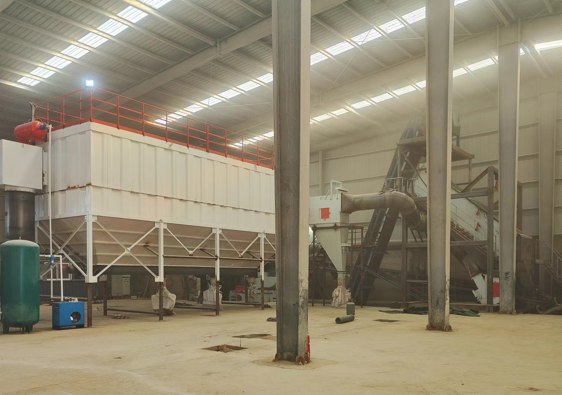 與平面制砂相比，干法制砂樓有哪些優(yōu)勢(shì)？