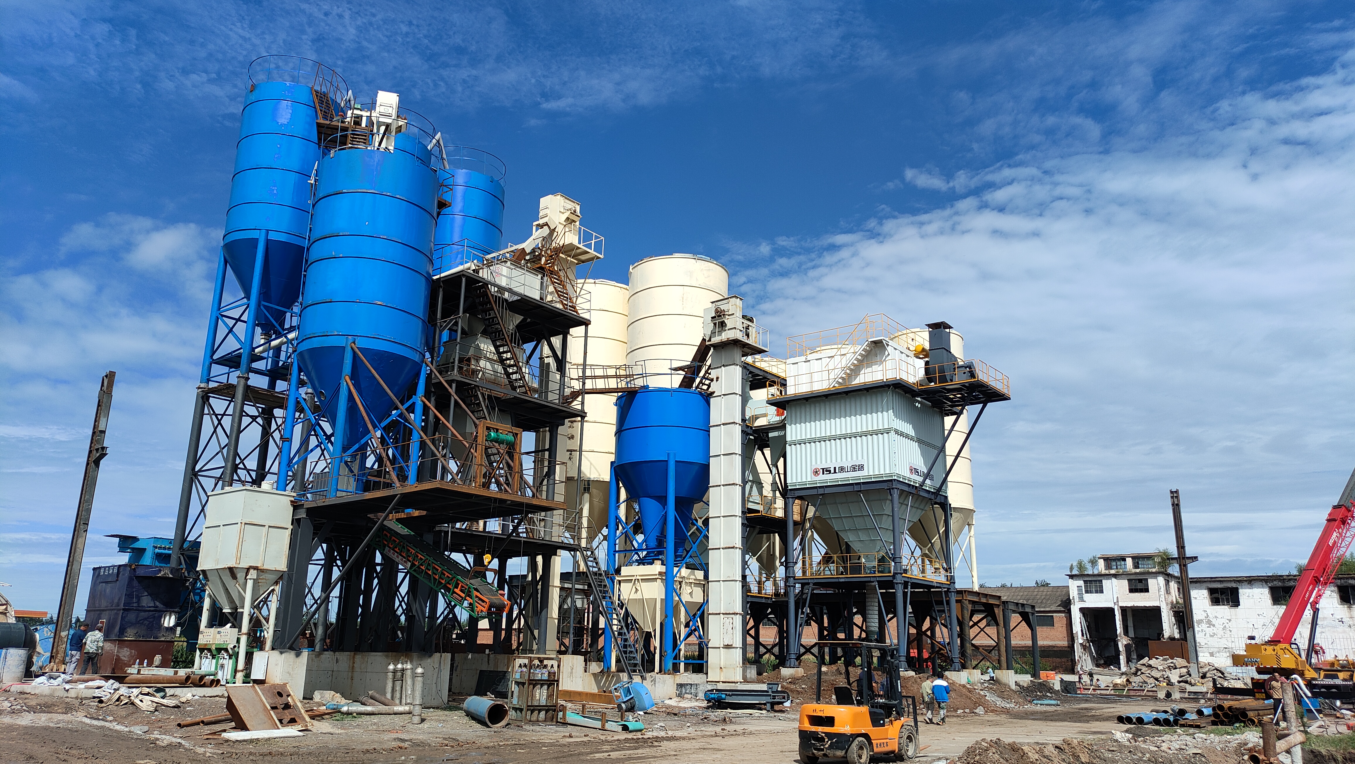 唐山金路制砂樓：智能引領(lǐng)，生產(chǎn)無憂