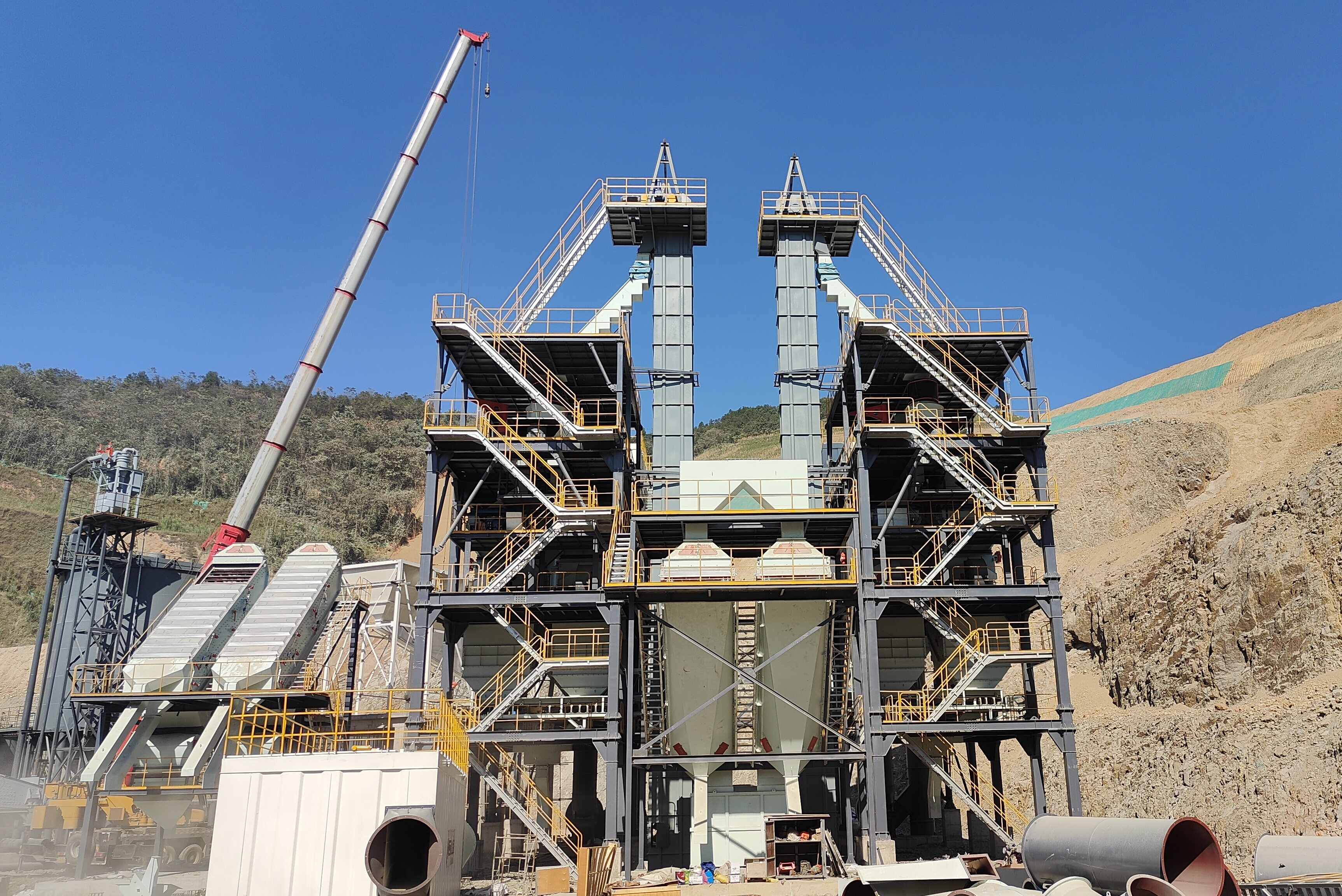 干法制砂樓生產(chǎn)的機制砂與水洗砂，誰的品質(zhì)更勝一籌？