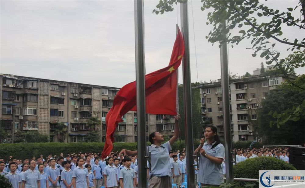 成都市西北中學(xué)住宿條件怎么樣？