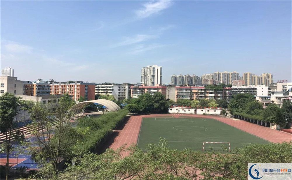 西南交通大學附屬中學的高中住宿怎么樣？